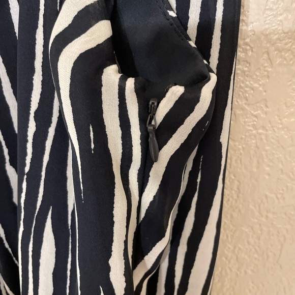 Banana Republic Striped High Neck Elegant Black Tan Striped Dress y2K 6T - Picture 6 of 10